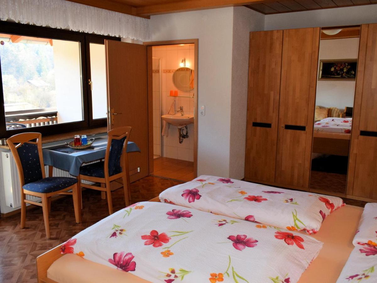 Gaestehaus Grau Egloffstein Buitenkant foto