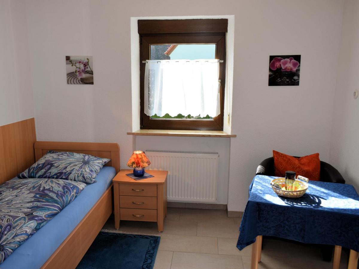 Gaestehaus Grau Egloffstein Buitenkant foto